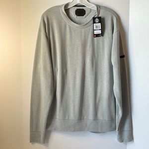 Under Armour Women's XL  Sweatshirt Cut out Back NWT